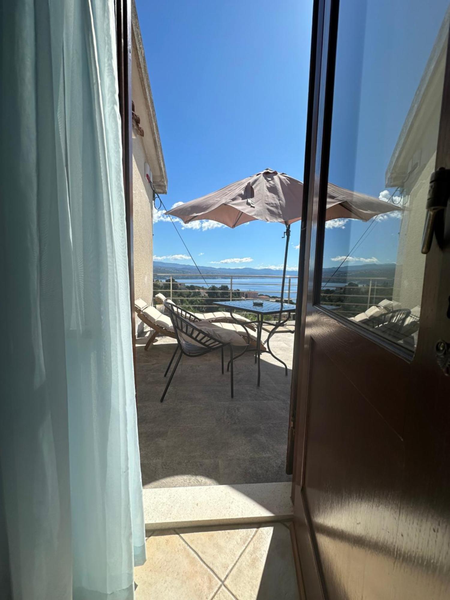 Vacation Home Lucija Slatina  Bagian luar foto